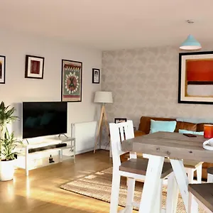 https://luxflat-port-of-leith.edinburghhotelsuk.org